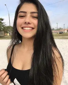 Paula Gilbert | 24 años